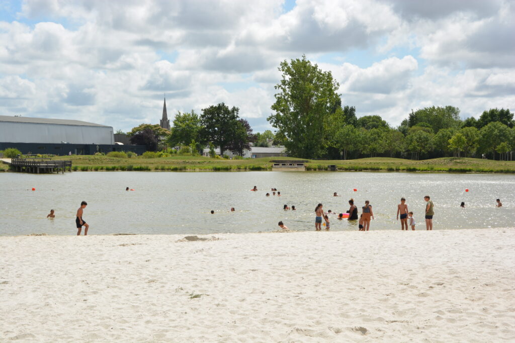 Baignade autorisée, Mairie de Mésanger